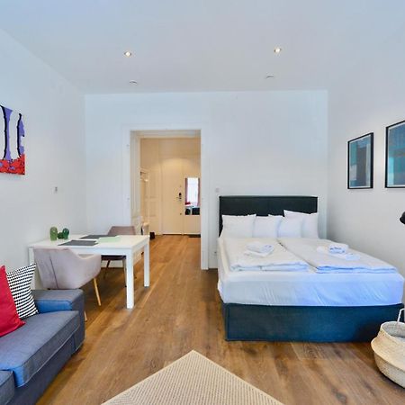 Charming Studio In Servitenviertel I Apartamento Viena Exterior foto