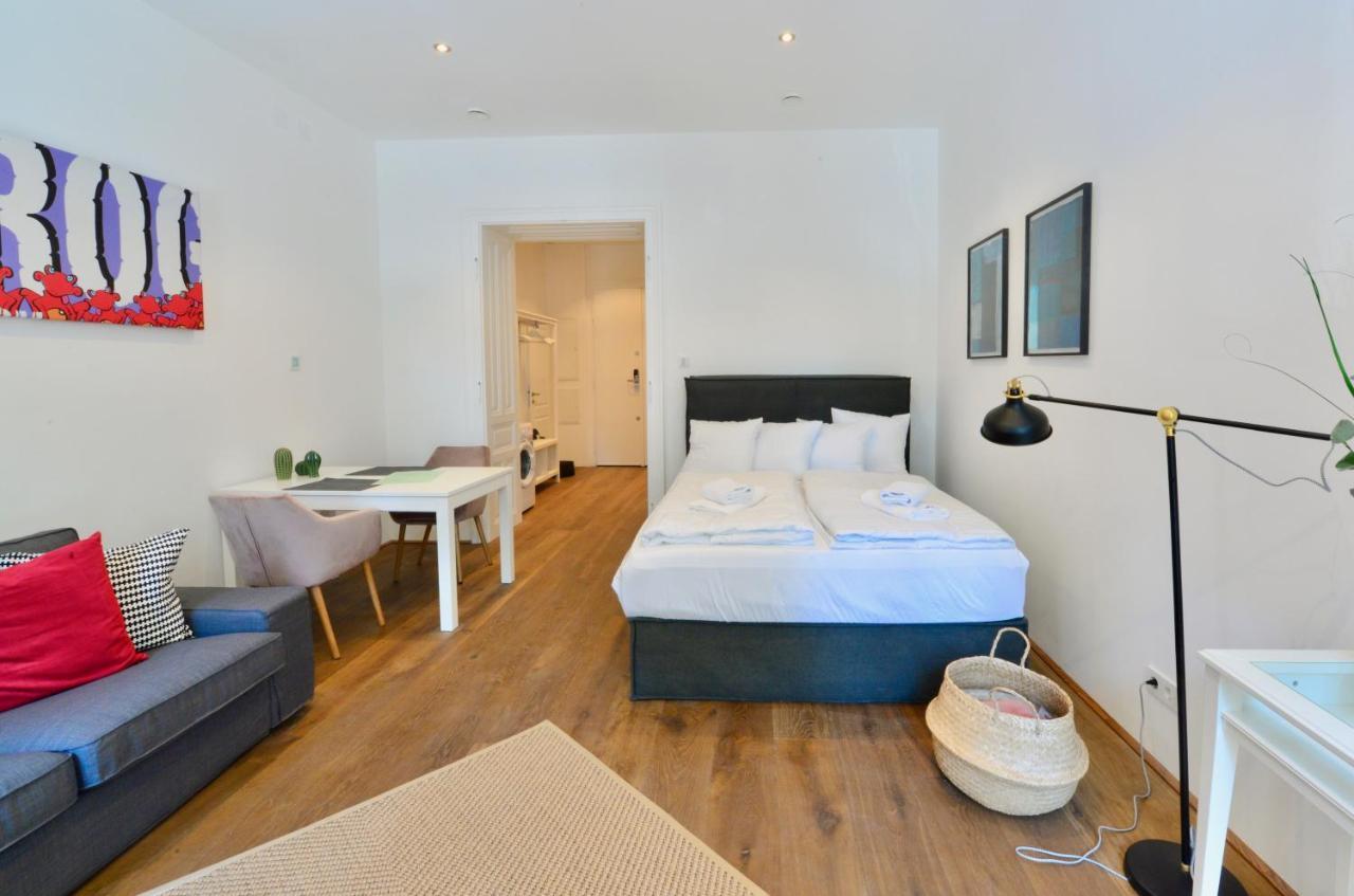 Charming Studio In Servitenviertel I Apartamento Viena Exterior foto
