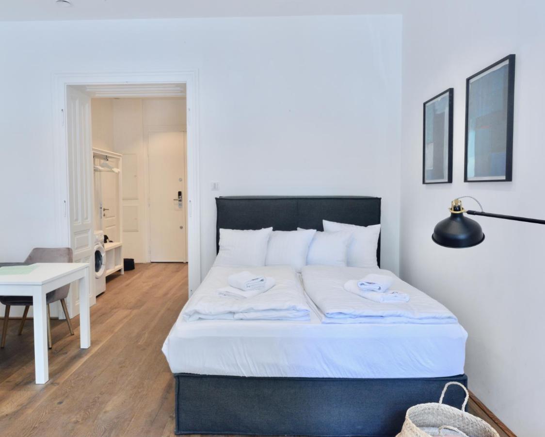 Charming Studio In Servitenviertel I Apartamento Viena Exterior foto