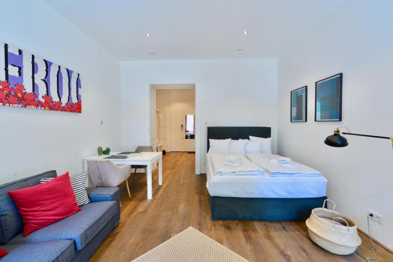 Charming Studio In Servitenviertel I Apartamento Viena Exterior foto